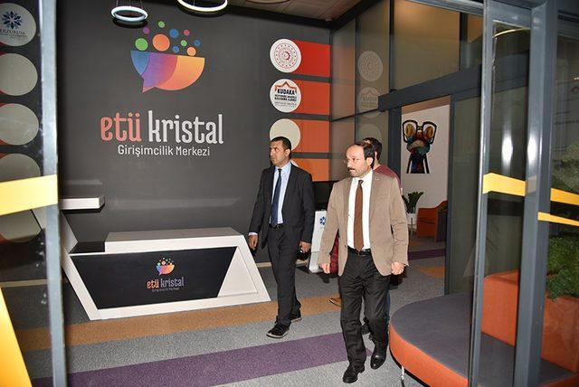 ETÜ’de TÜBİTAK ARDEB destek programları anlatıldı