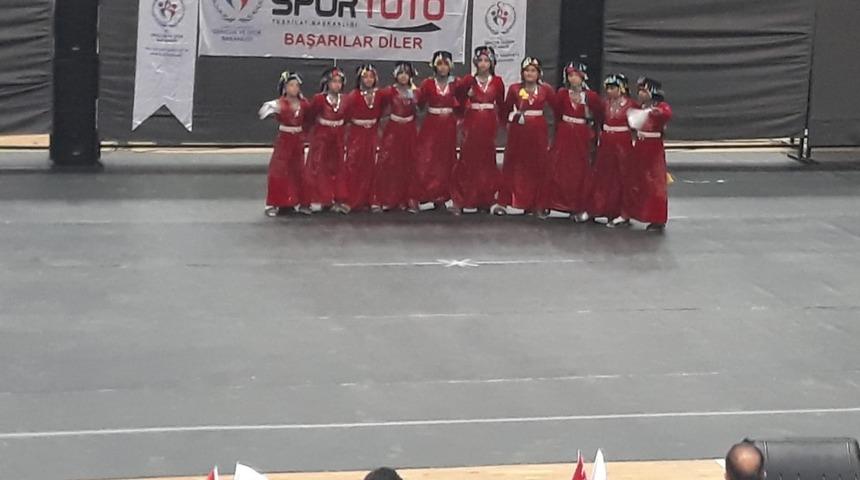 Beyt&uuml;şşebaplı minik &ouml;ğrenciler b&ouml;lge ikincisi oldu