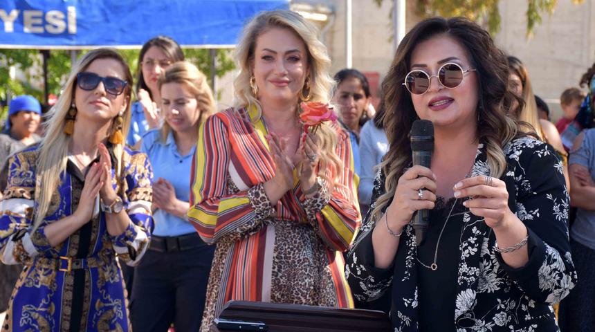 Kadın cezaevinde &lsquo;Anneler G&uuml;n&uuml;&rsquo; halayı