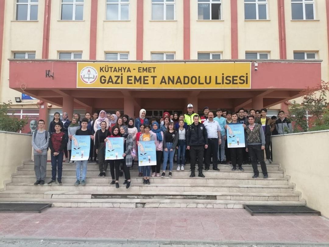 Emet&rsquo;te polis ve jandarmanın Trafik Haftası etkinlikleri