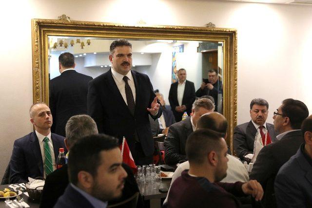 Rektör Çomaklı Köln’deki Anadolu Üniversitesi öğrencileriyle iftarda buluştu