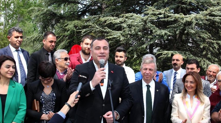 İlhan Koman heykeli yeniden Seğmenler&rsquo;de