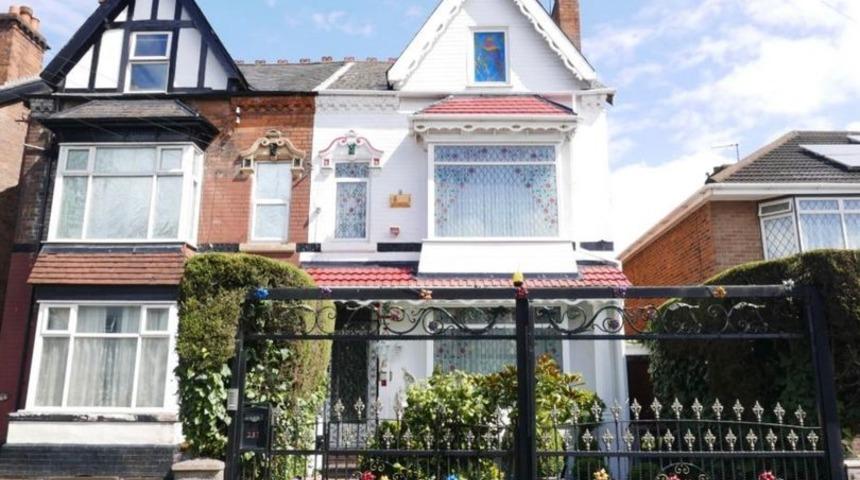 Ev değil sanki m&uuml;ze! Her odası ayrı tarzda d&ouml;şenmiş