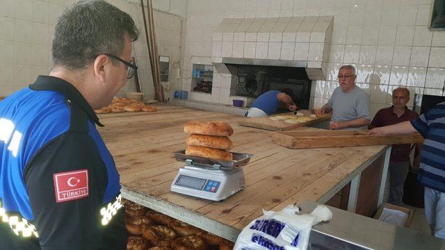 Biga Zabıtası’ndan fırınlara Ramazan denetimi