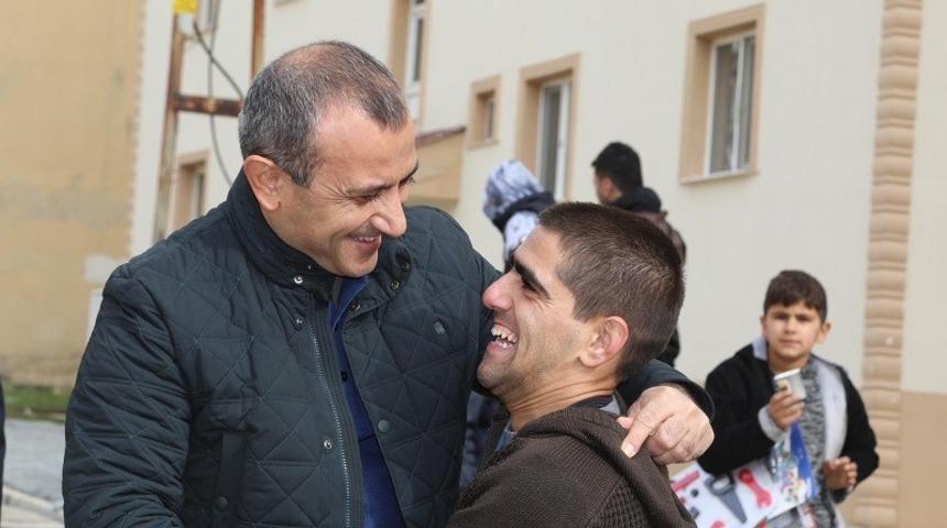 Vali Sonel;"Her sağlıklı insanın, engelli adayı olduğu unutulmamalıdır"