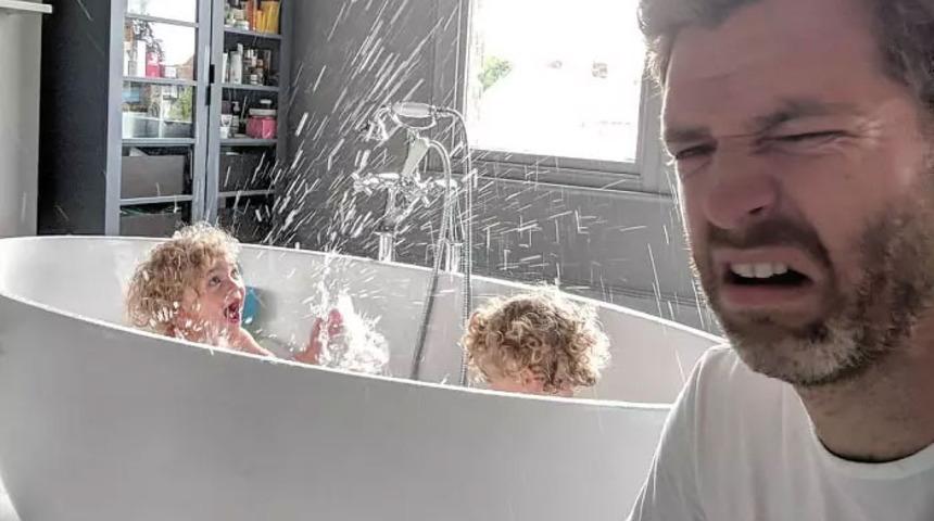 Kendisini 4 kız babası olarak tanıtıyor! İşte yaşadığı trajikomik olaylar