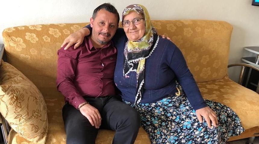 İşadamı Akcan&rsquo;dan Anneler G&uuml;n&uuml; mesajı