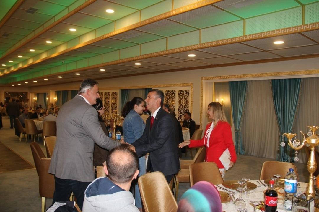 Kaymakam Sırmalı, şehit aileleri ve gaziler onuruna iftar yemeği verdi
