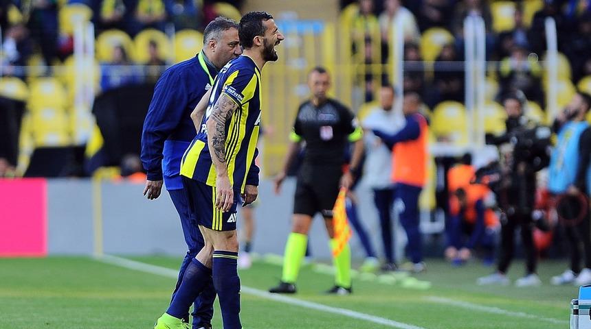 Fenerbahçe'de Mehmet Topal sakatlandı