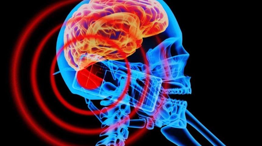 Apple SAR konusunda yetirince dikkatli mi? 