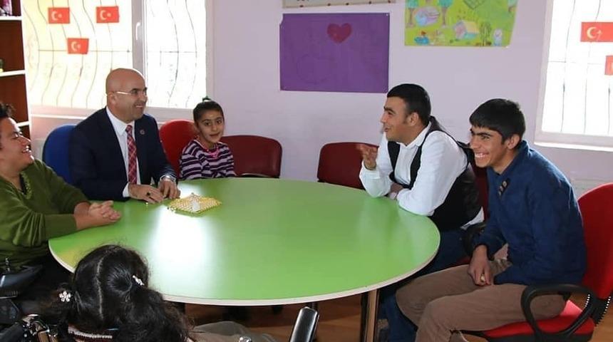 Başkan Altun, engelli vatandaşlarla buluştu