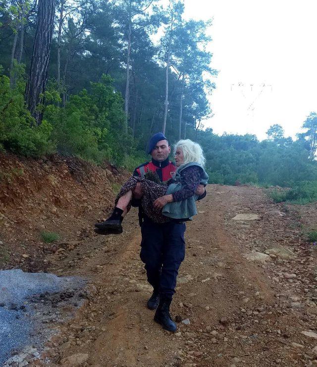Marmaris'te ormanda kaybolan 100 yaşındaki kadın bulundu