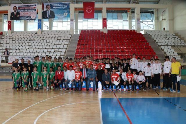 Yıldız Erkekler Voleybol Türkiye Şampiyonası final müsabakaları tamamlandı