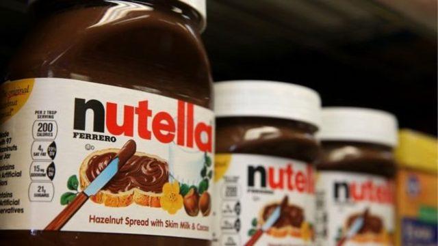 Nutella'nın 100 gramı 22 gram palmiye yağı içeriyor.