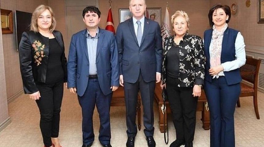 Cahide’den Vali Gül’e ziyaret