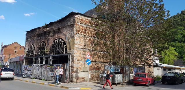 Bulgaristan'daki 479 yıllık Fatih Sultan Mehmet Camii yıkılmak üzere