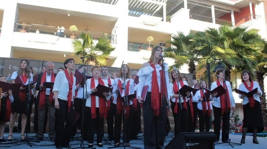 Anneler G&uuml;n&uuml;&rsquo;ne konserli kutlama