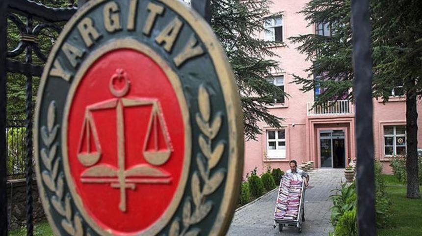 Mesaide uyuyunca, amiri fotoğrafını &ccedil;ekti tazminatsız kovuldu!