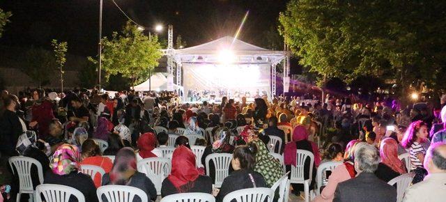 Şanlıurfa’da Ramazan sokağına yoğun ilgi