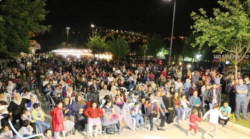 Şanlıurfa&rsquo;da Ramazan sokağına yoğun ilgi