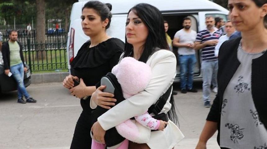 Kılı&ccedil;daroğlu Ayşe &Ouml;ğretmenin Anneler G&uuml;n&uuml;'n&uuml; kutladı!