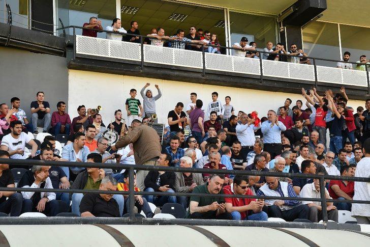 Manisa Sanayispor BAL’a yükseldi G2