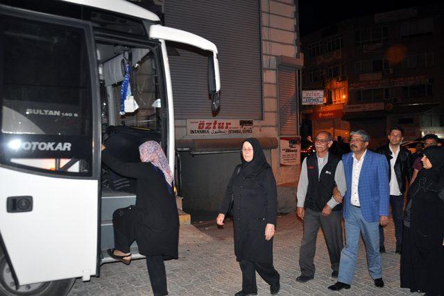 Reyhanlı şehitleri yakınları duruşmaya katılmak üzere Ankara'ya gitti