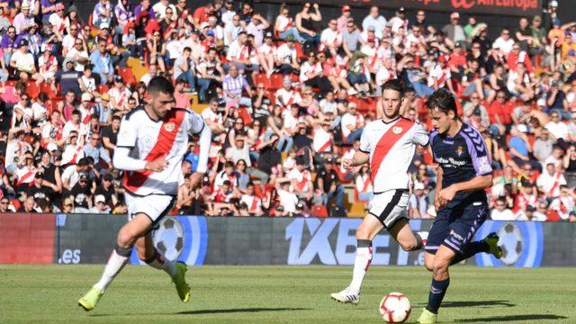 Rayo Vallecano 1 - 2 Real Valladolid