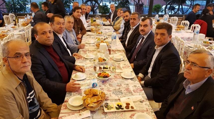 Devrek AK Parti teşkilatı iftarda buluştu