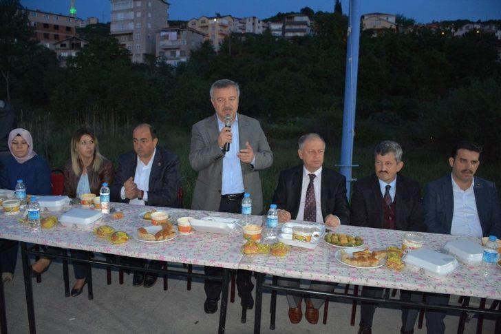Gülüç’te 3 bin kişi Başkan Demirtaş’ın iftarında buluştu G3