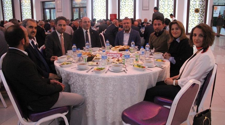 AK Parti&rsquo;den iftar
