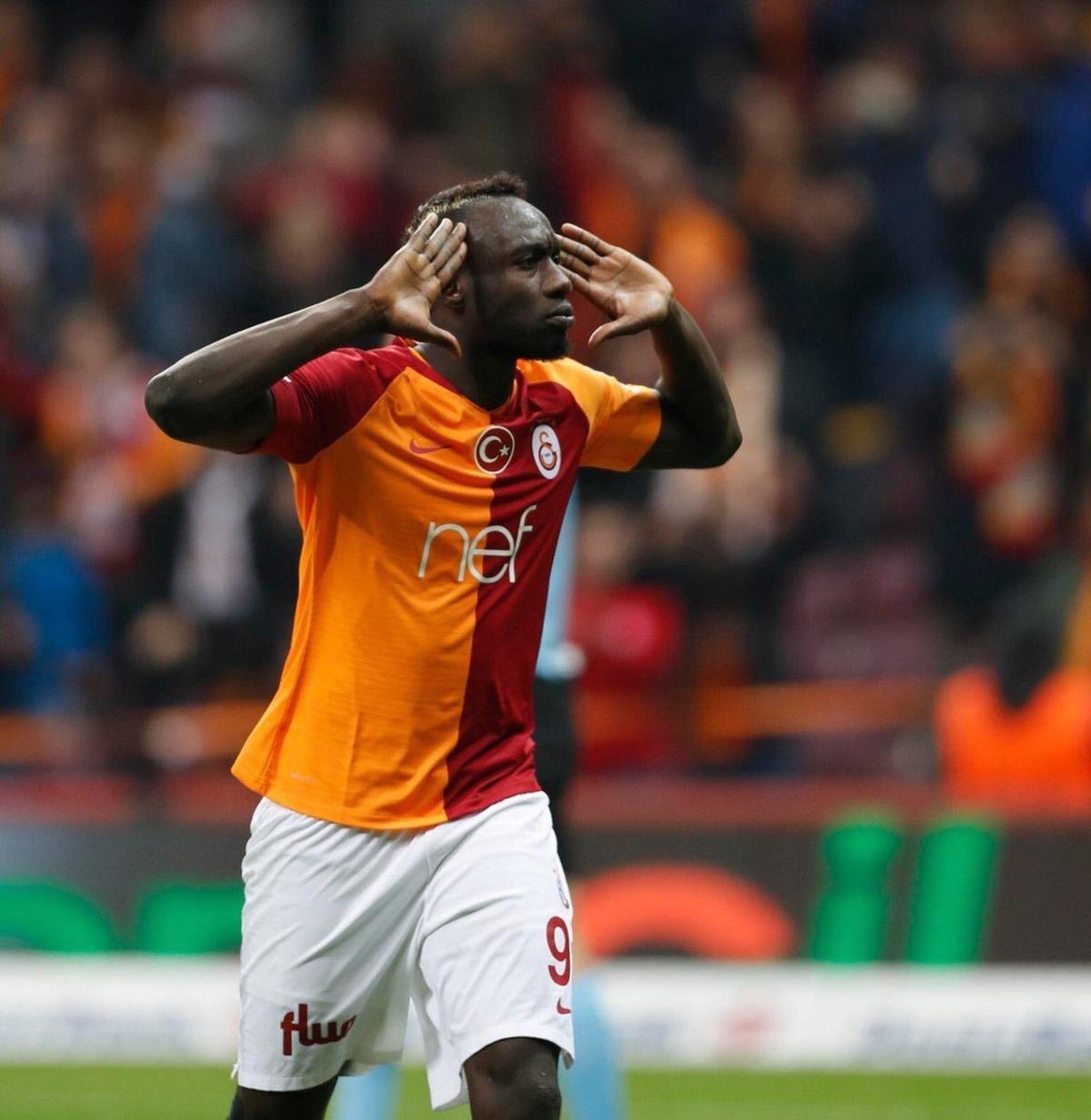 Diagne, Galatasaray'a mı d&ouml;n&uuml;yor? Kafa karıştıran paylaşım