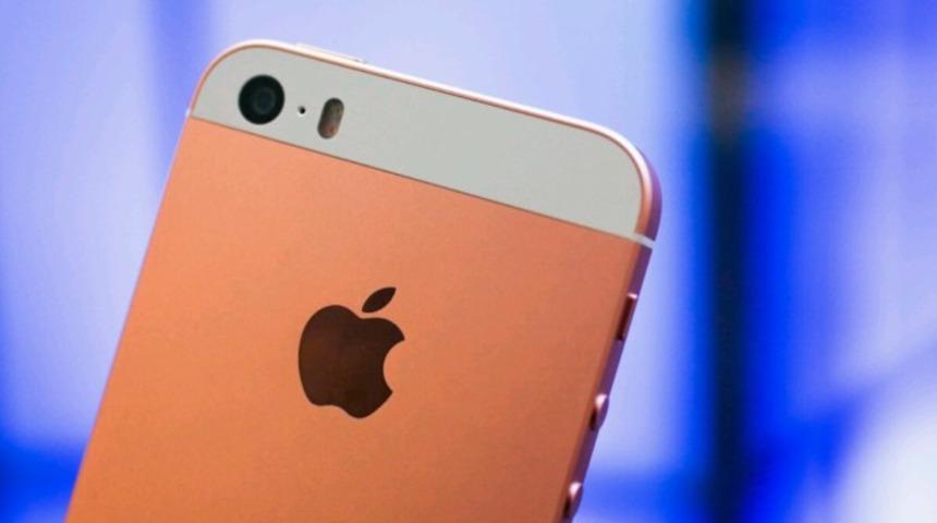 Apple&rsquo;ın iPhone SE desteği ile ilgili bu aralar pek de iyi haberler gelmiyor
