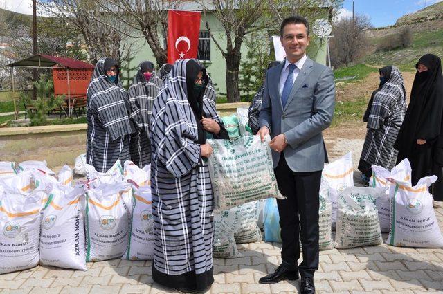 Gümüşhane’de ‘Kadın Yetişirse Her Şey Yetişir’ projesi