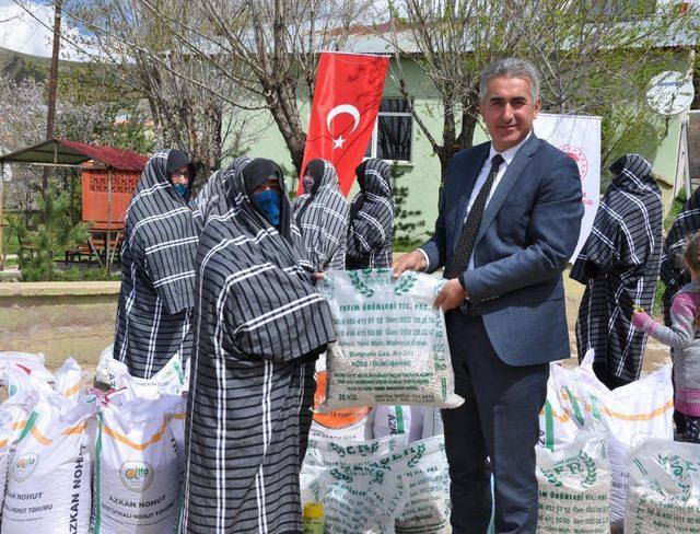 Gümüşhane’de ‘Kadın Yetişirse Her Şey Yetişir’ projesi