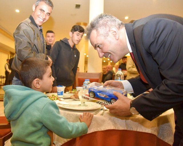 Vali Elban, şehit aileleri ve gazilerle iftarda buluştu