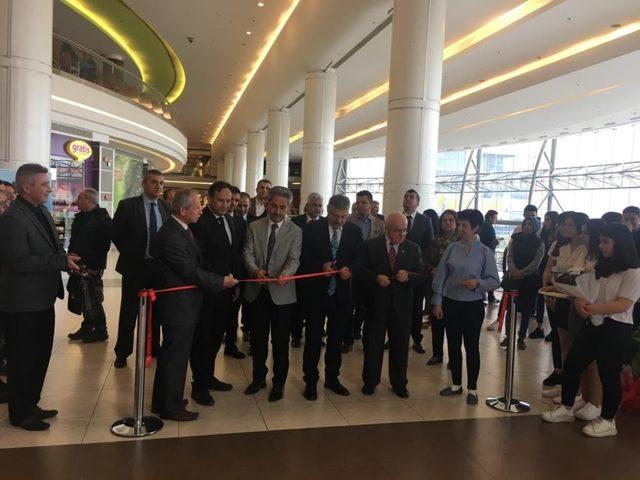 Eskişehir Tayfur Bayar Anadolu Lisesi öğrencilerinden geleneksel resim sergisi