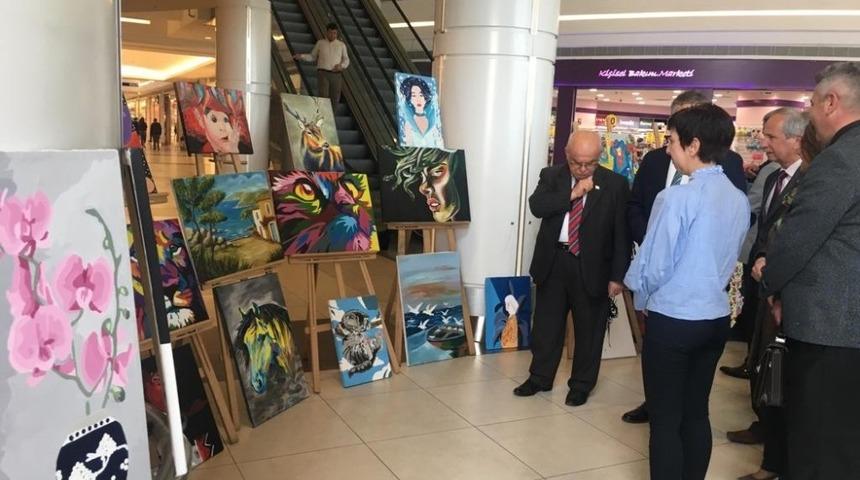 Eskişehir Tayfur Bayar Anadolu Lisesi &ouml;ğrencilerinden geleneksel resim sergisi