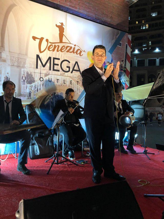 TRT sanat&ccedil;ısı ramazan boyunca AVM ziyaret&ccedil;ileriyle buluşacak 1