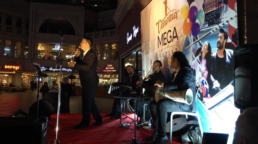 TRT sanat&ccedil;ısı ramazan boyunca AVM ziyaret&ccedil;ileriyle buluşacak