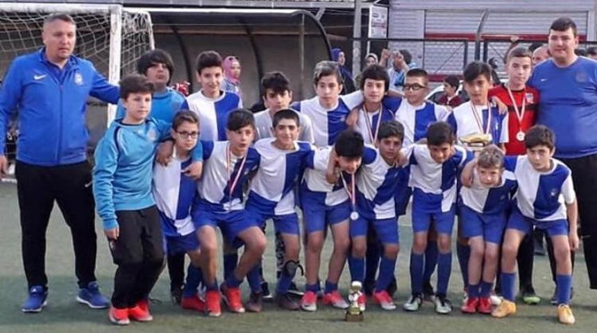 Yunusemre belediyespor U-12 takımı Pınarbaşı Cup&rsquo;ta 2. oldu