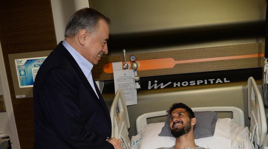 Mustafa Cengiz'den Emre Akbaba'ya ziyaret