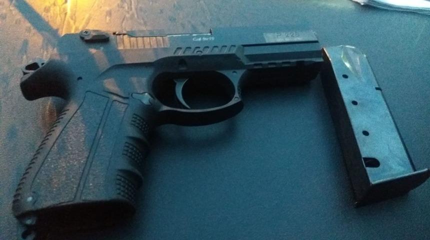 İneg&ouml;l&rsquo;de silah ele ge&ccedil;irildi