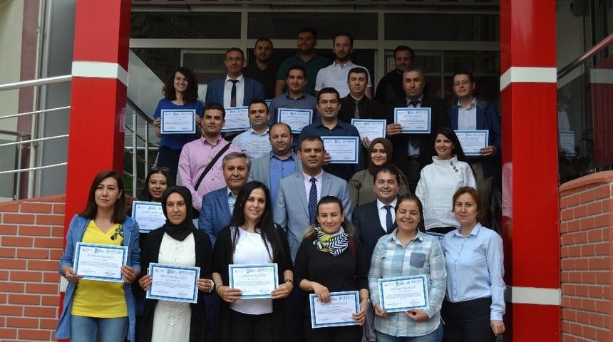 Salihli&rsquo;de &rsquo;Proje d&ouml;ng&uuml;s&uuml;&rsquo; eğitimi tamamlandı
