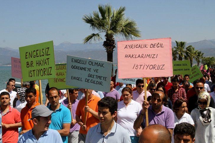 Fethiyeli Engellilerden Anlamlı Yürüyüş G5