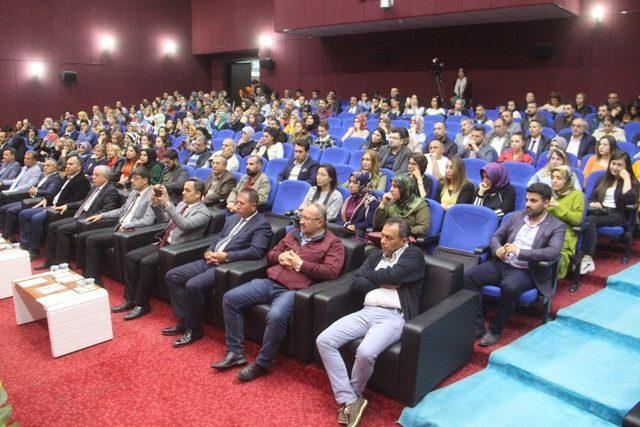 Elazığ’da “Otizmli Çocuklarda Beslenme