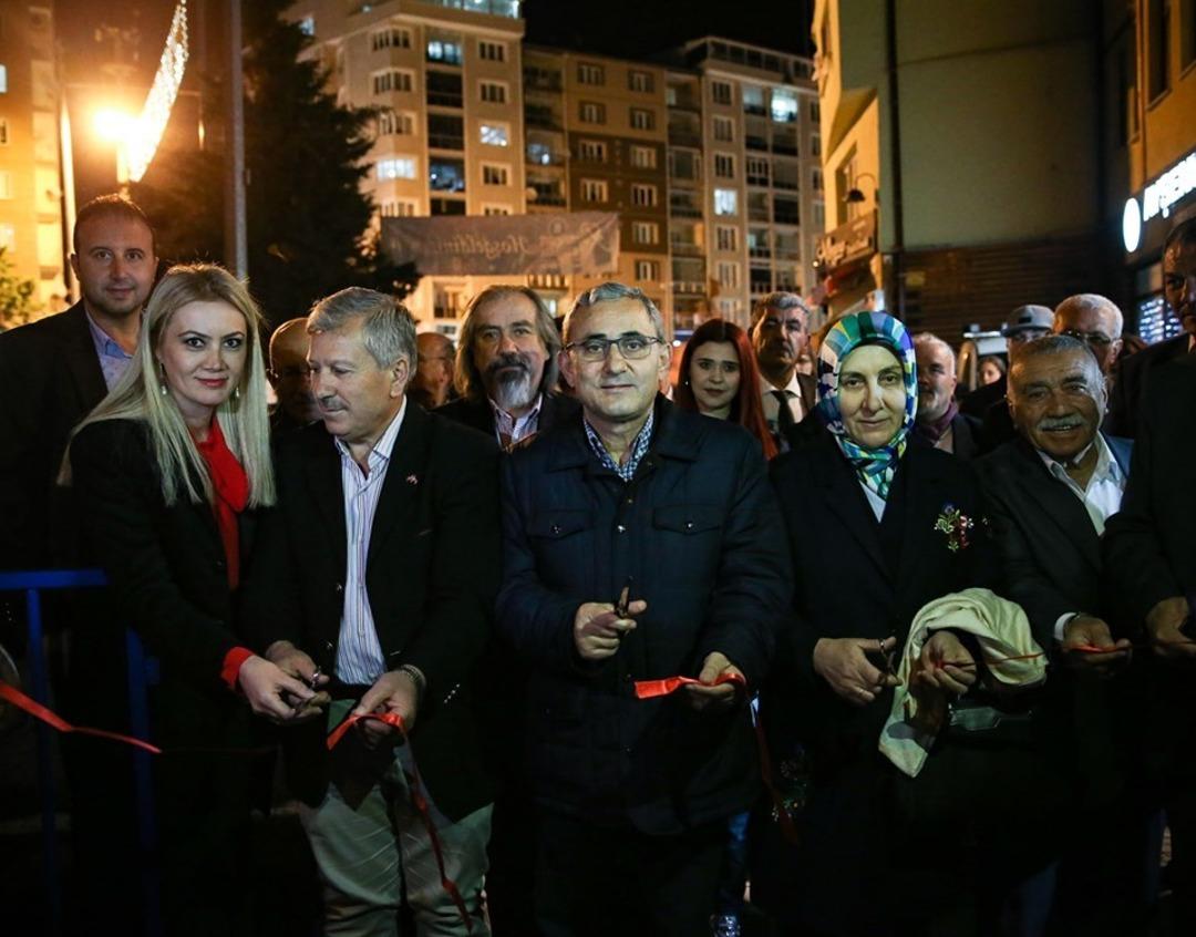K&uuml;tahya Belediyesi&rsquo;nin Ramazan etkinlikleri Germiyan Sokak&rsquo;ta başladı