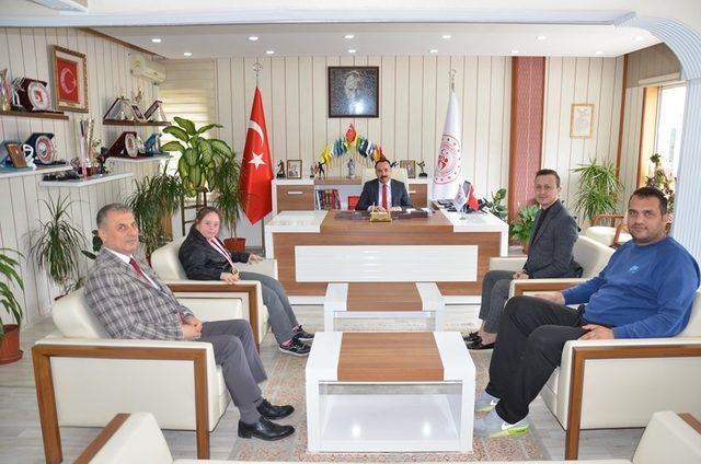 İki büyük derece ile döndü 2