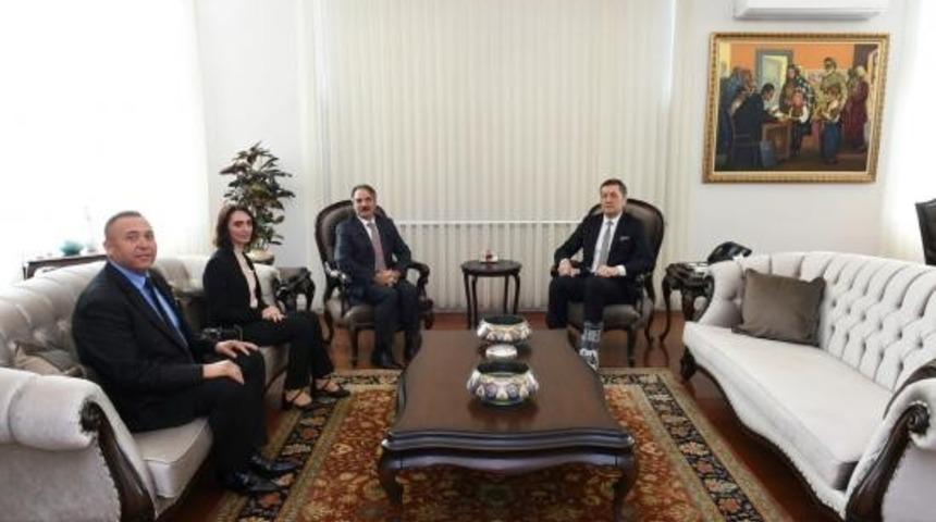 Rekt&ouml;r Prof. Dr. Mazhar Bağlı, Milli Eğitim Bakanı Ziya Sel&ccedil;uk&rsquo;u ziyaret etti