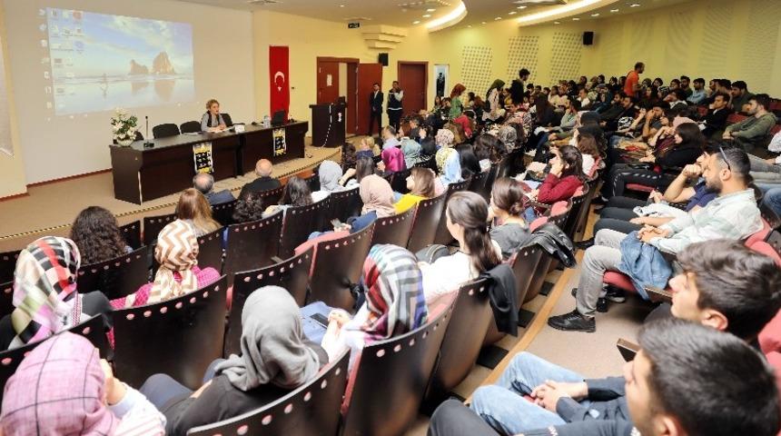 GA&Uuml;N&rsquo;de coğrafya s&ouml;yleşileri